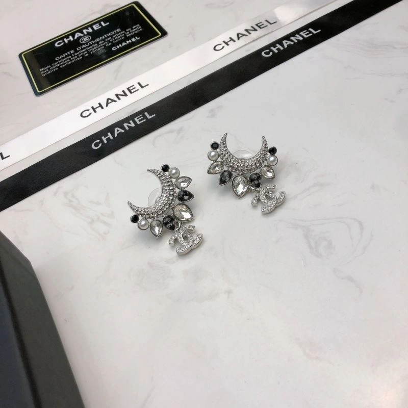 Chanel Earrings HighQuality 231637