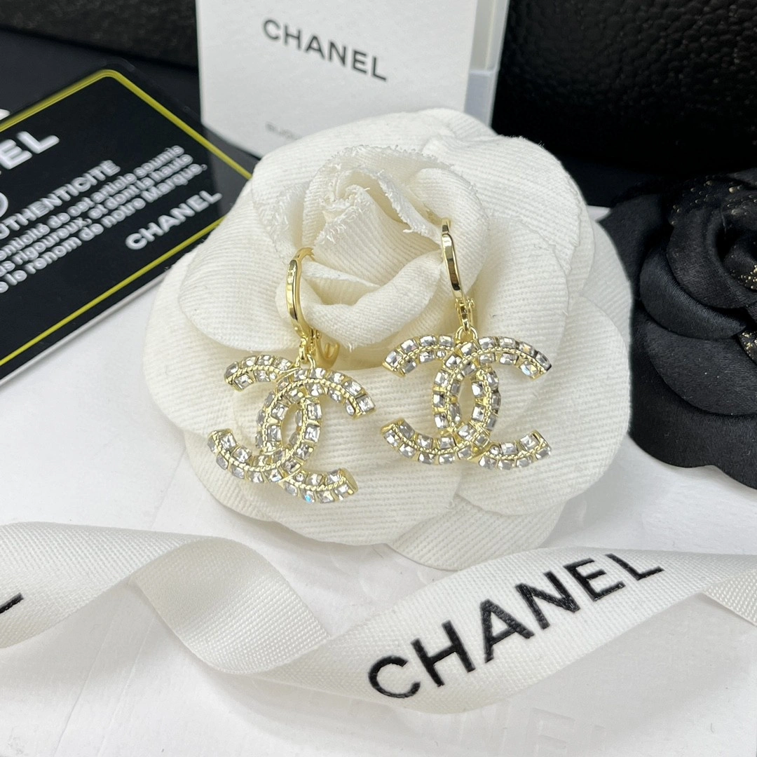 Reliable Chanel Earrings 231631