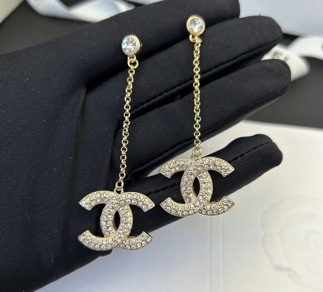 Chanel Earrings Minimalist 231657