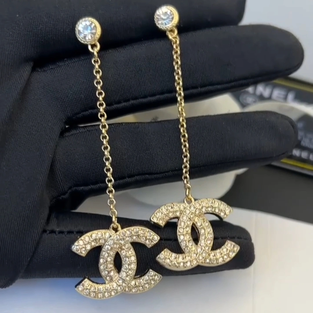 Chanel Earrings Minimalist 231657