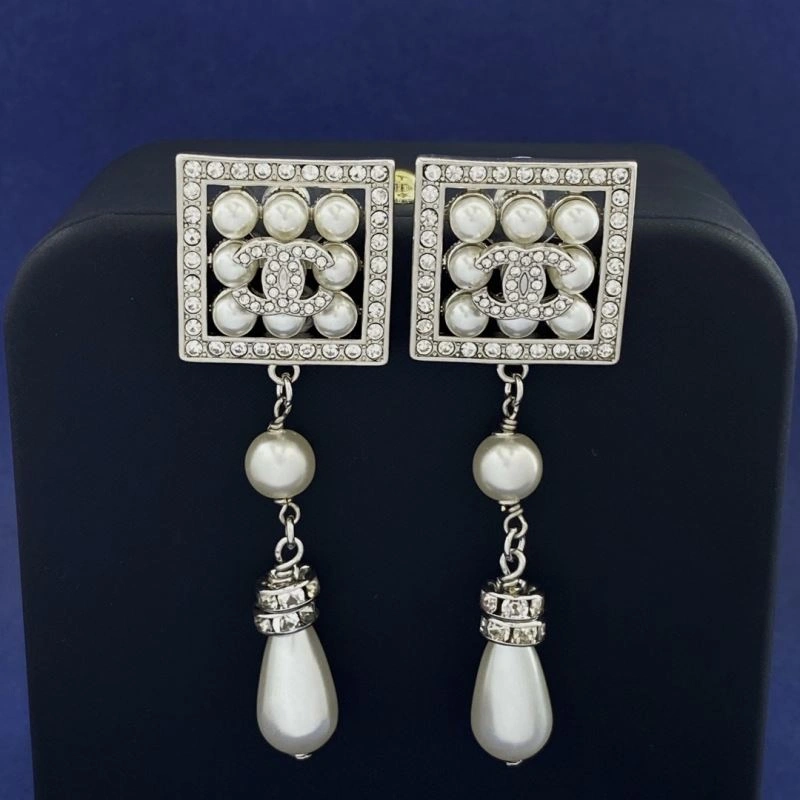 Efficient Chanel Earrings 231650