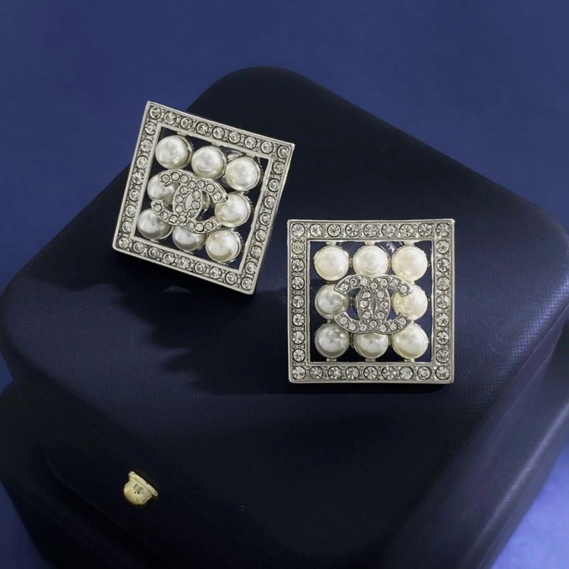 Efficient Chanel Earrings 231650