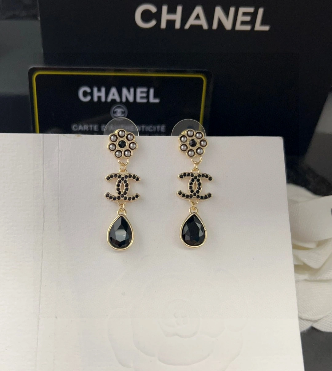 Chanel Earrings Minimalist 231626