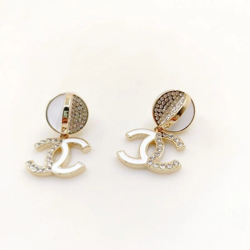 Supportive Chanel Earrings 231654