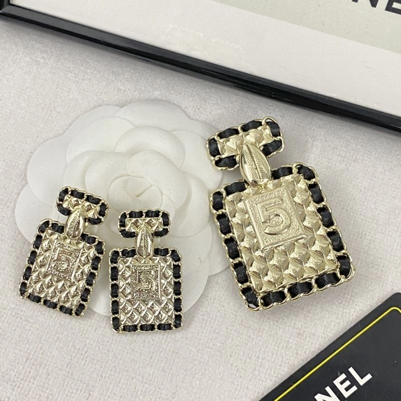 Chanel Earrings EasyMatch 231625