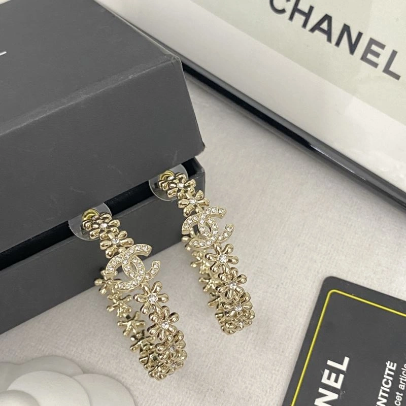 Chanel Earrings Sporty 231639