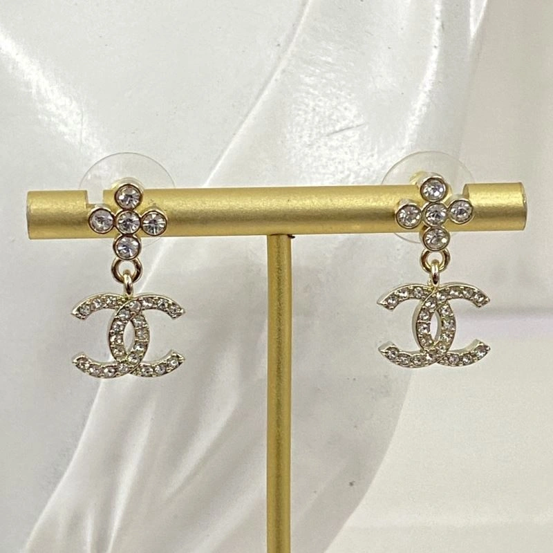 Sustainable Chanel Earrings 231624