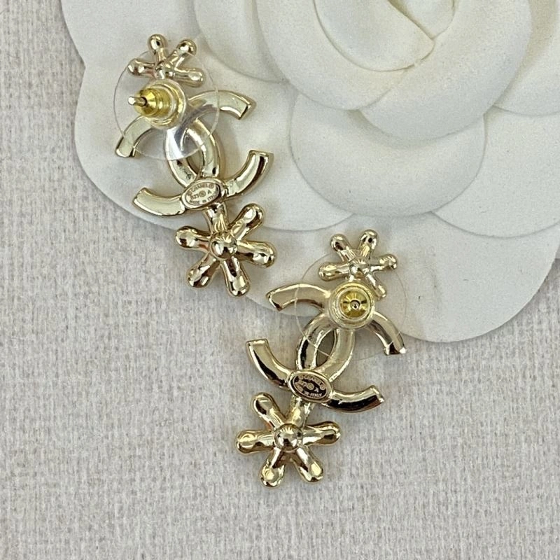 Chanel Earrings Flexible 231610