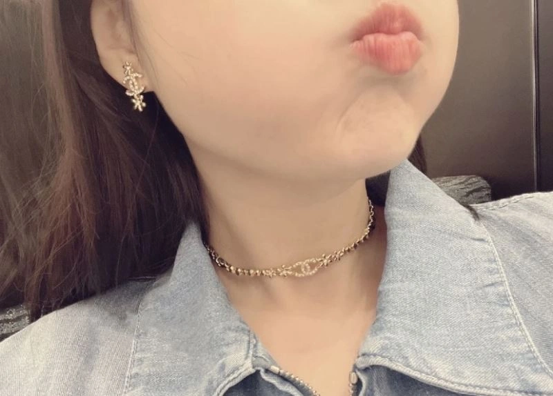 Chanel Earrings Flexible 231610