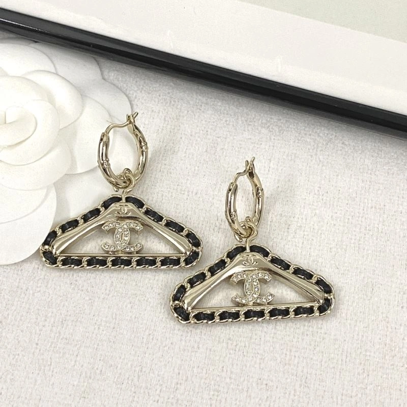 FashionForward Chanel Earrings 231601