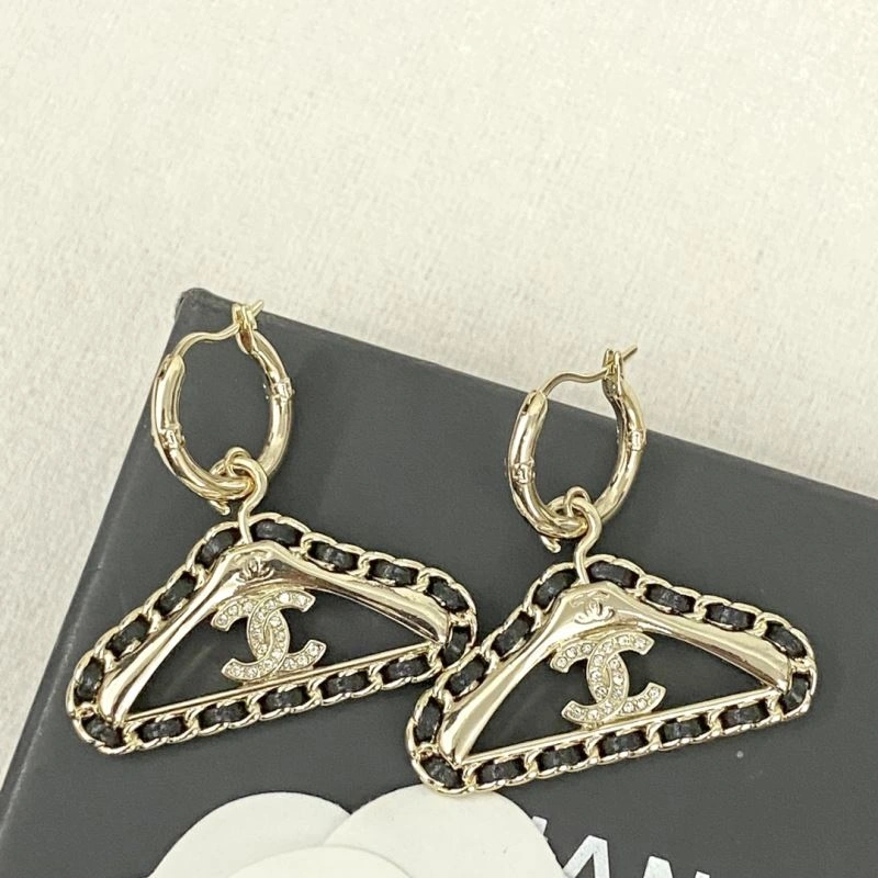 FashionForward Chanel Earrings 231601