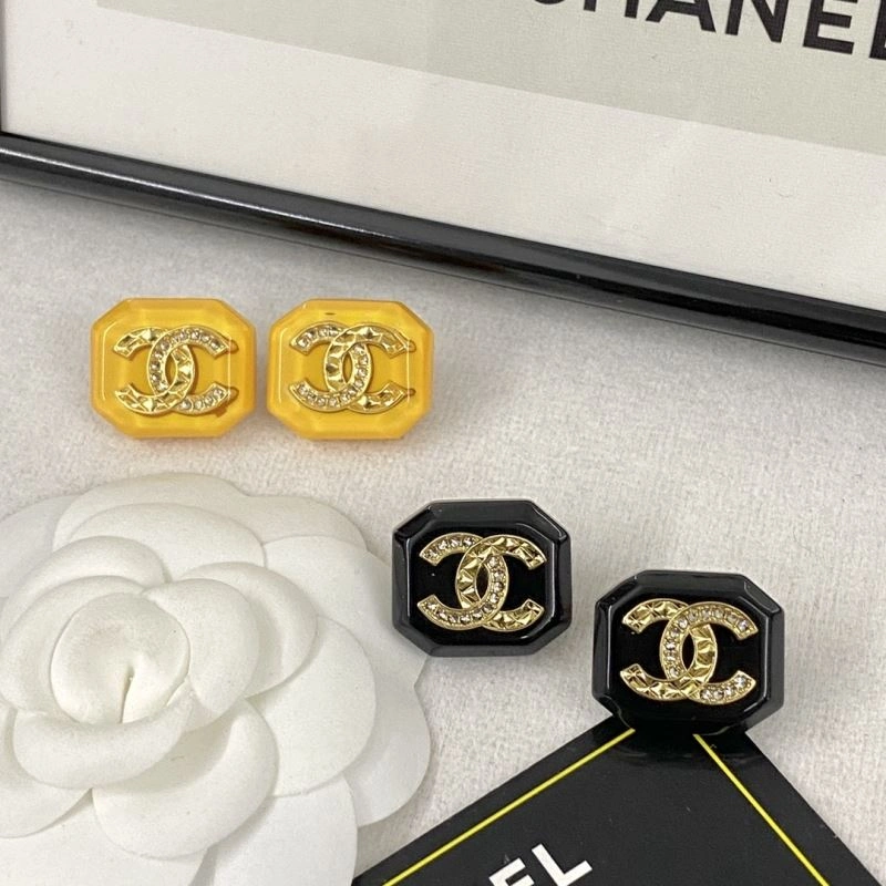 Chanel Earrings EyeCatching 231642