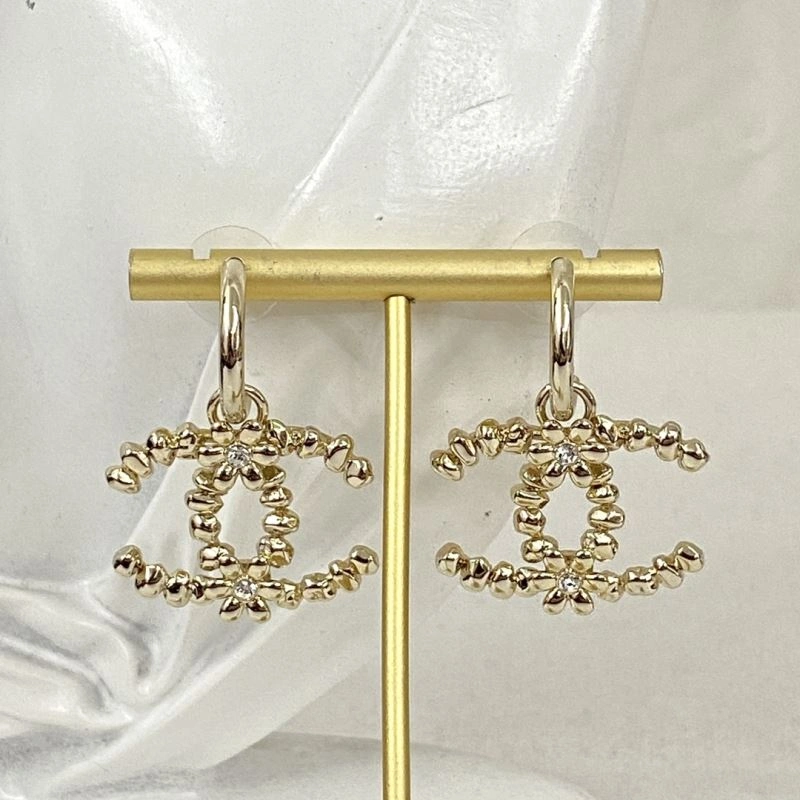 Reliable Chanel Earrings 231605
