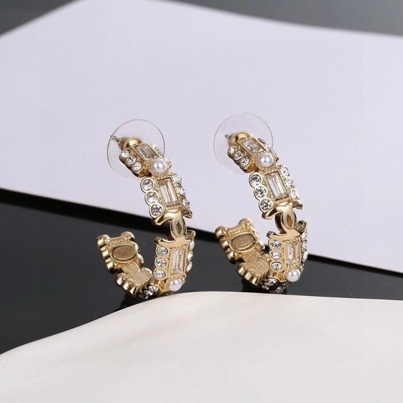 Chanel Earrings Stylish 231608