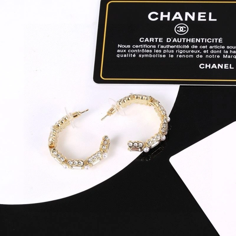 Chanel Earrings Stylish 231608