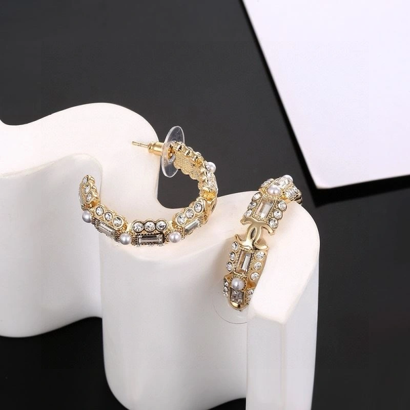 Chanel Earrings Stylish 231608