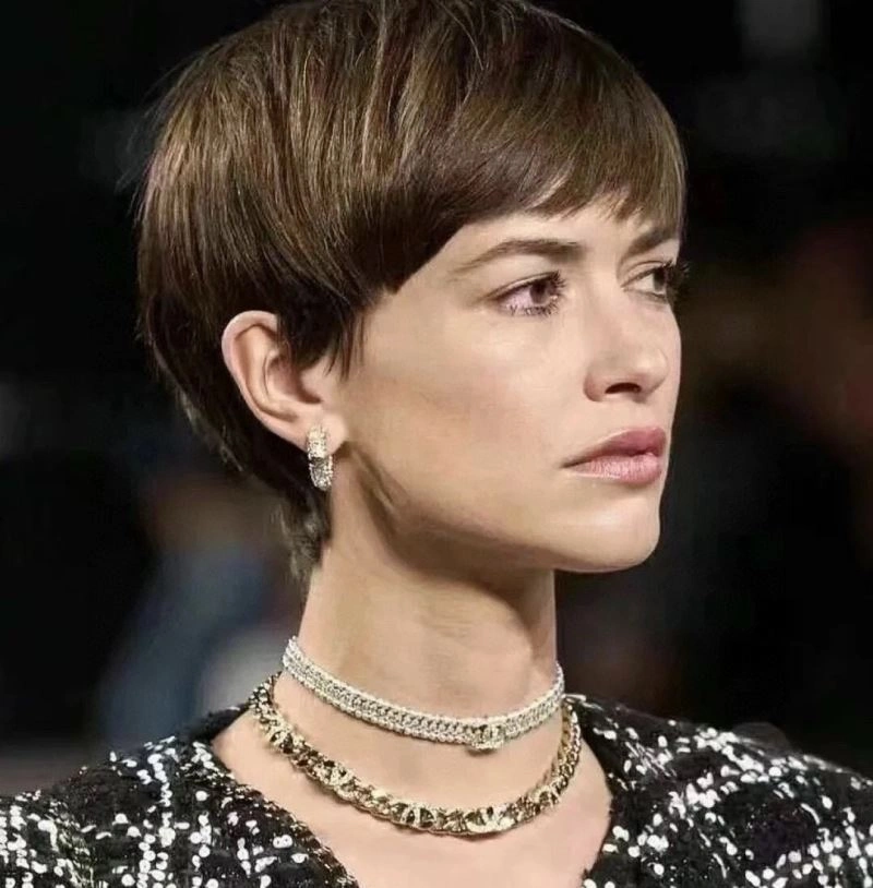 Chanel Earrings Stylish 231608