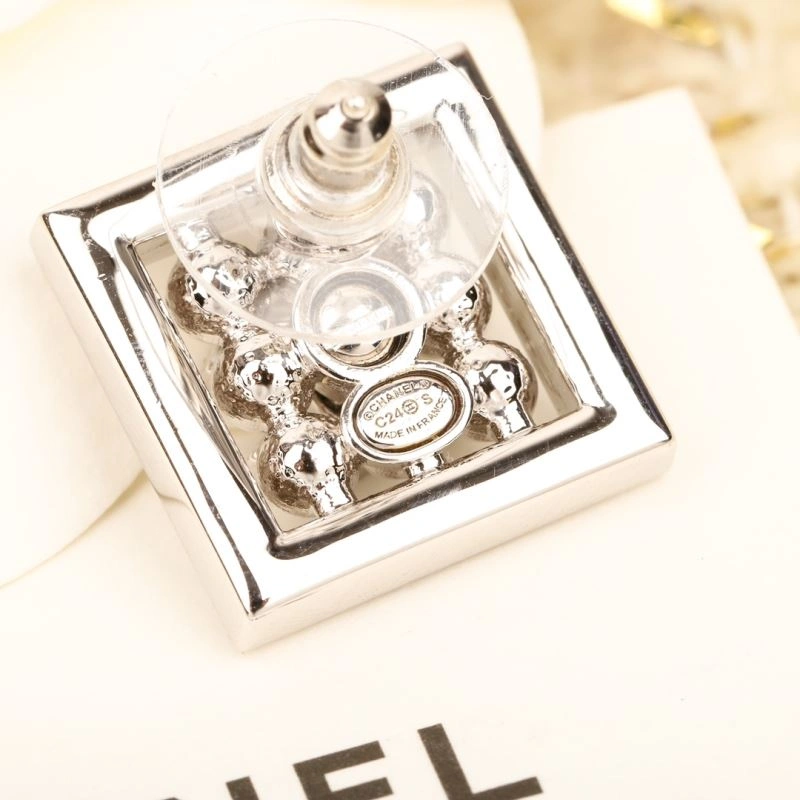 QuickDry Chanel Earrings 231622