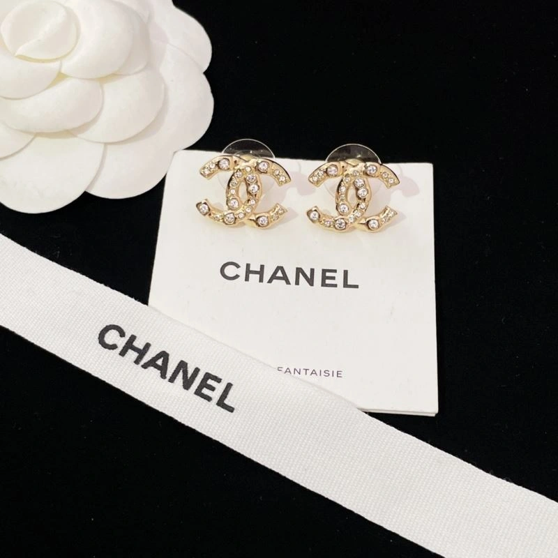 Chanel Earrings Bright 231611
