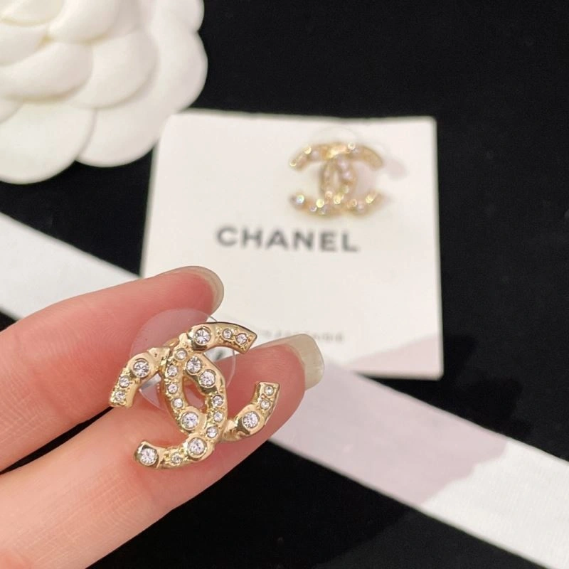 Chanel Earrings Bright 231611