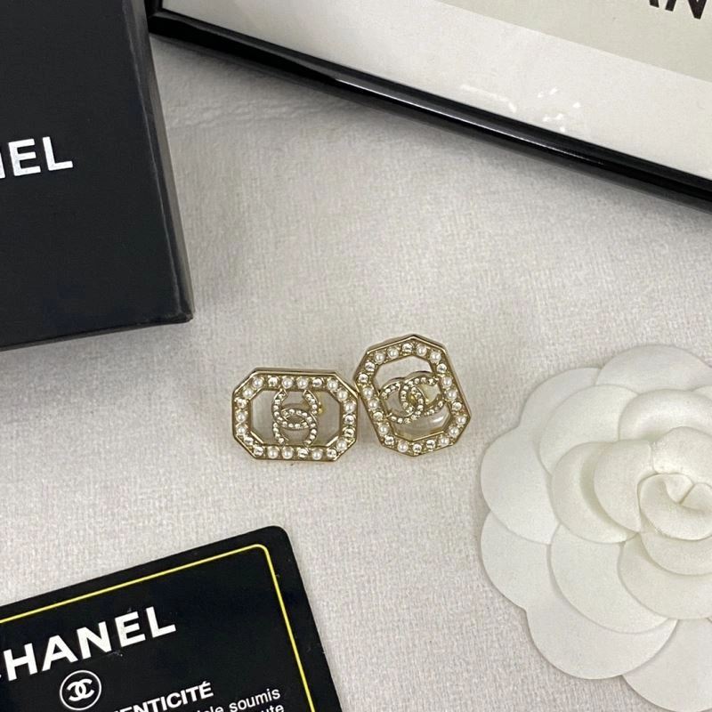 TechFriendly Chanel Earrings 231612