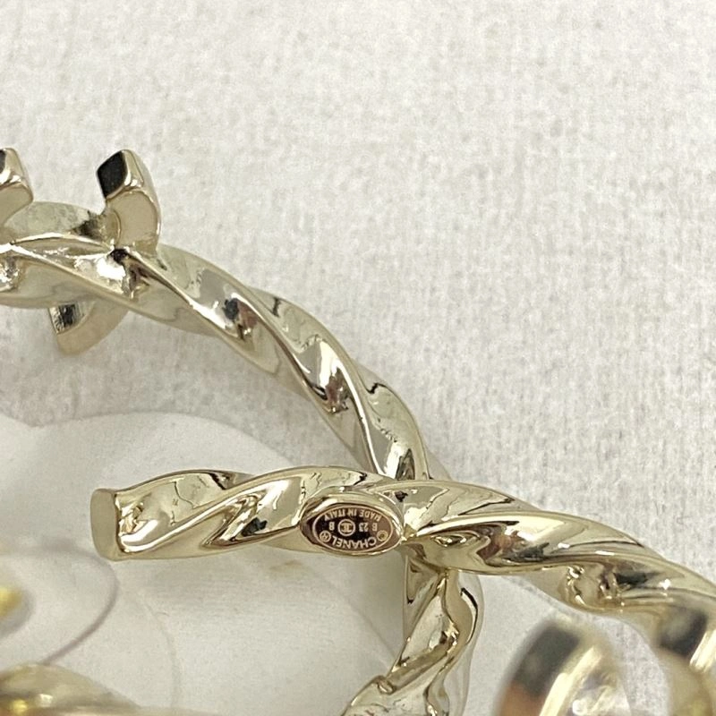 Chanel Earrings Breathable 231628