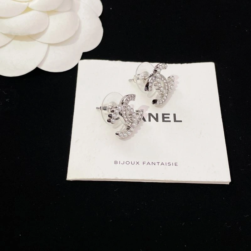 Practical Chanel Earrings 231792