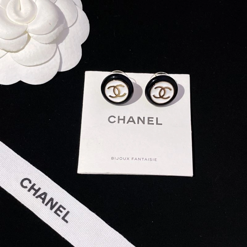 Chanel Earrings Trendsetting 231572