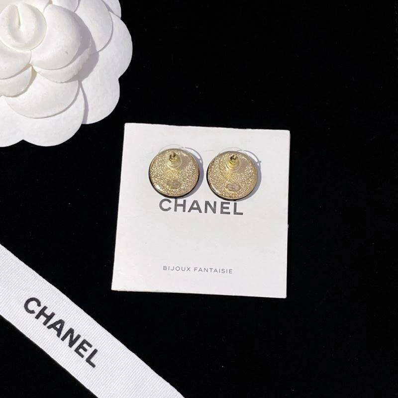 Chanel Earrings Trendsetting 231572