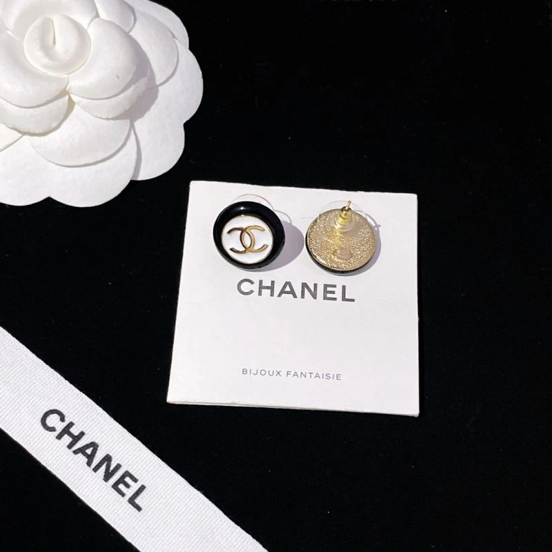 Chanel Earrings Trendsetting 231572