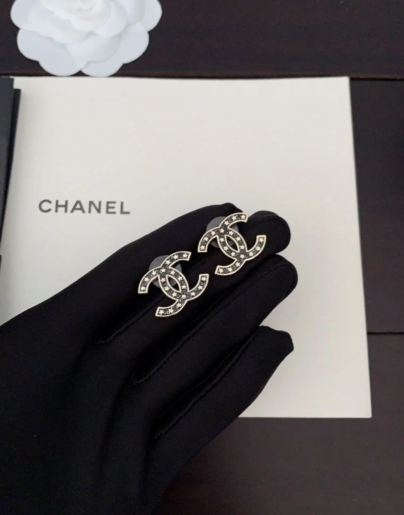 Sustainable Chanel Earrings 231568