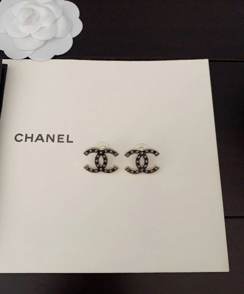 Sustainable Chanel Earrings 231568