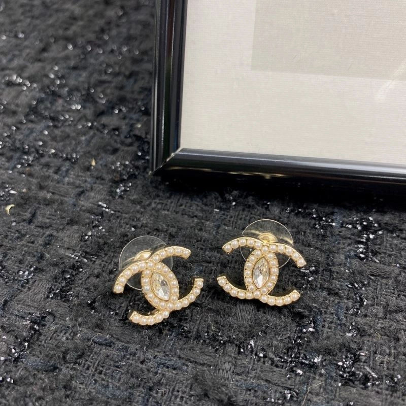 Chanel Earrings RelaxedFit 230210