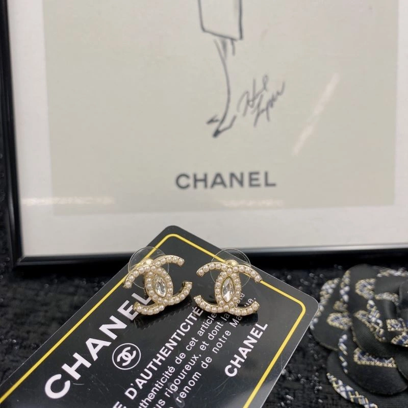 Chanel Earrings RelaxedFit 230210