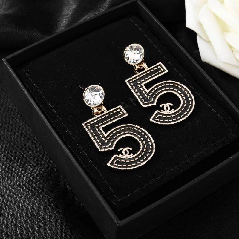 Chanel Earrings Premium 230170
