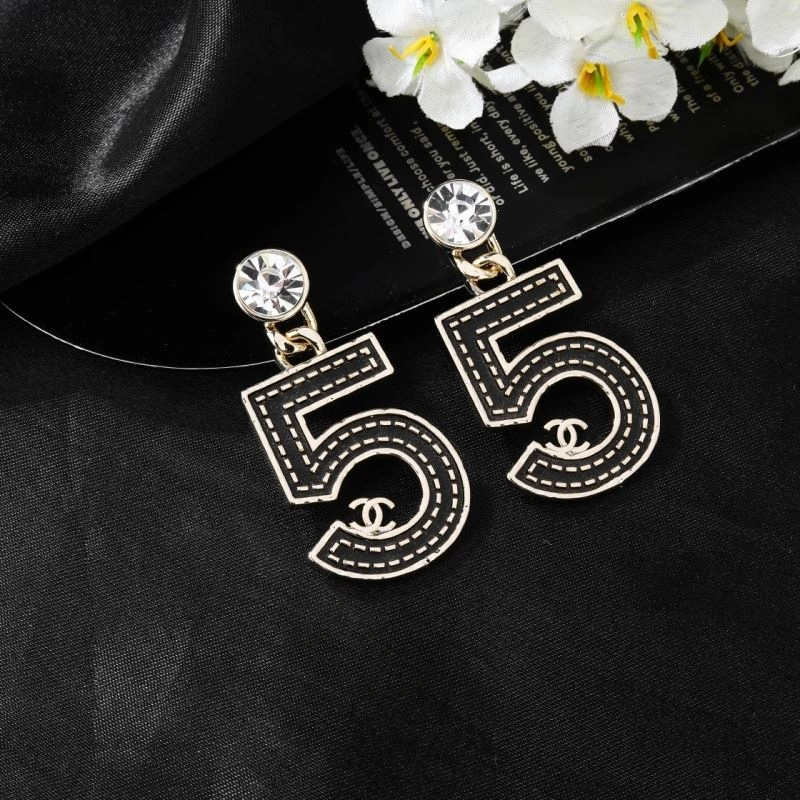 Chanel Earrings Premium 230170