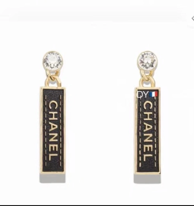 Chanel Earrings Refined 230173