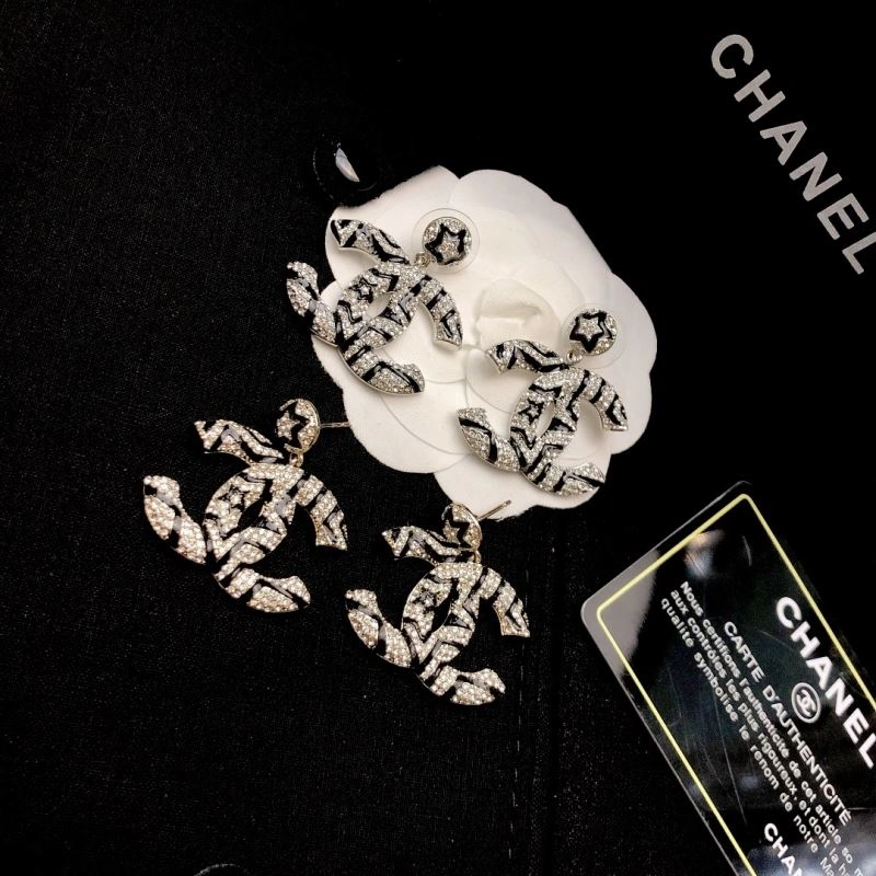 WeatherProof Chanel Earrings 230197
