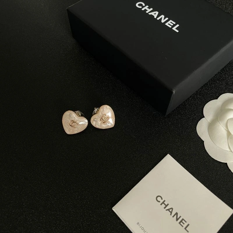 Chanel Earrings Compact 230205