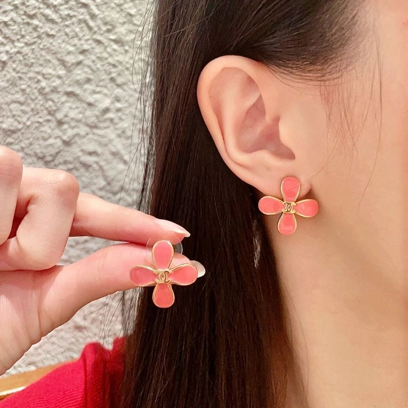 WellDesigned Chanel Earrings 230156