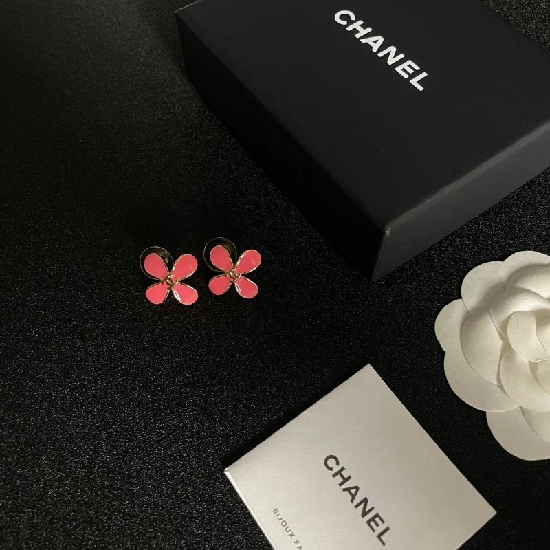 WellDesigned Chanel Earrings 230156