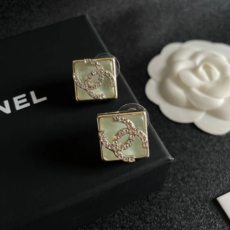 Chanel Earrings Efficient 230178