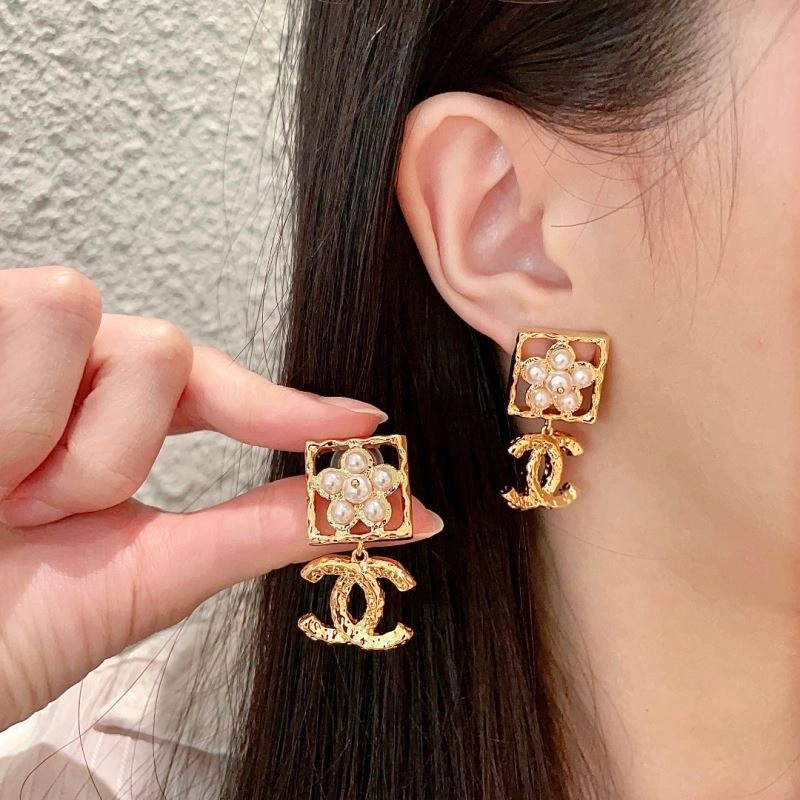 Chanel Earrings RelaxedFit 230172