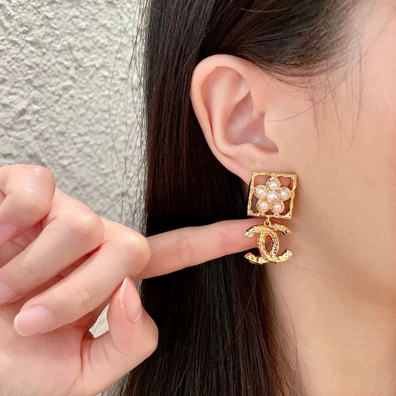 Chanel Earrings RelaxedFit 230172