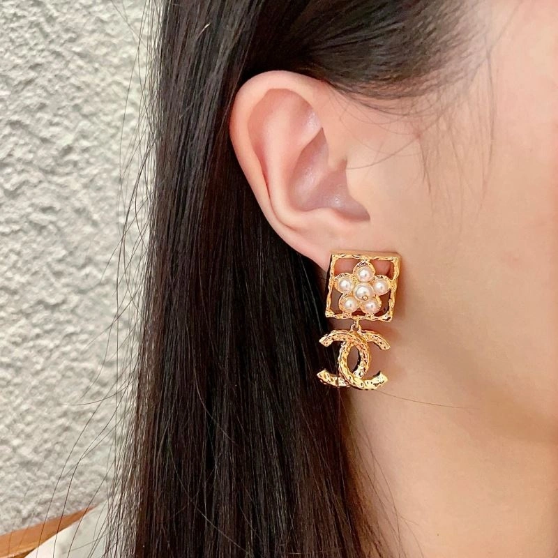 Chanel Earrings RelaxedFit 230172