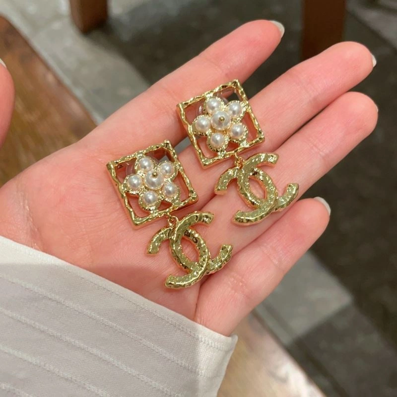 Chanel Earrings RelaxedFit 230172