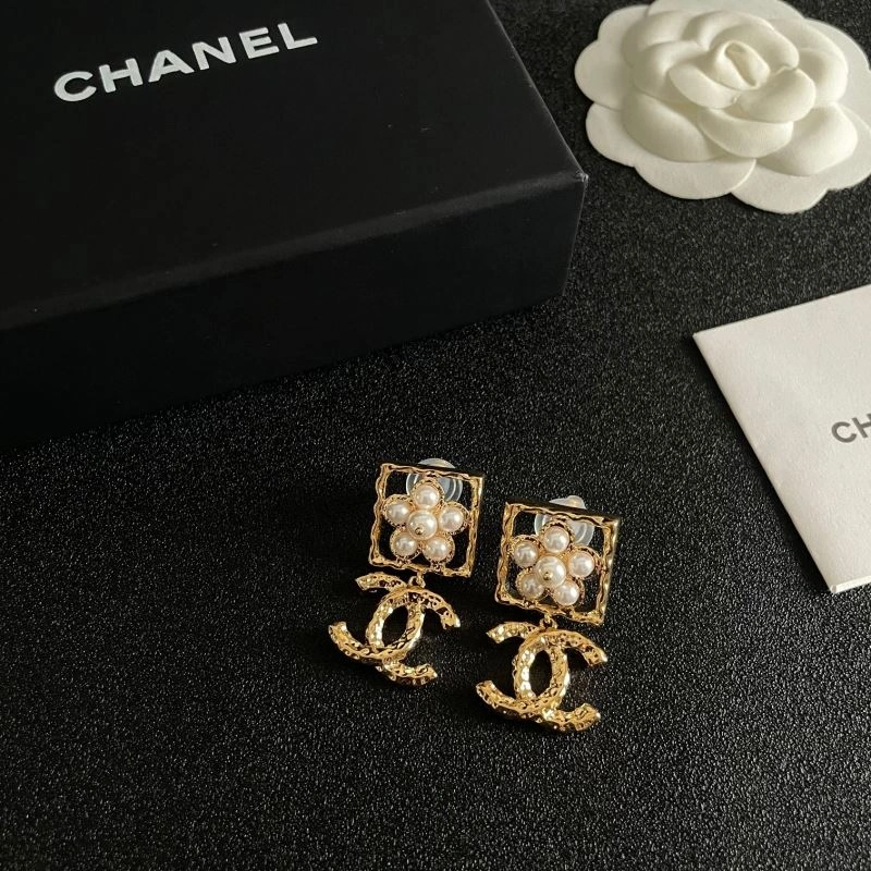 Chanel Earrings RelaxedFit 230172
