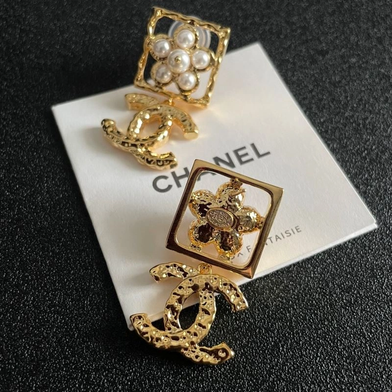 Chanel Earrings RelaxedFit 230172
