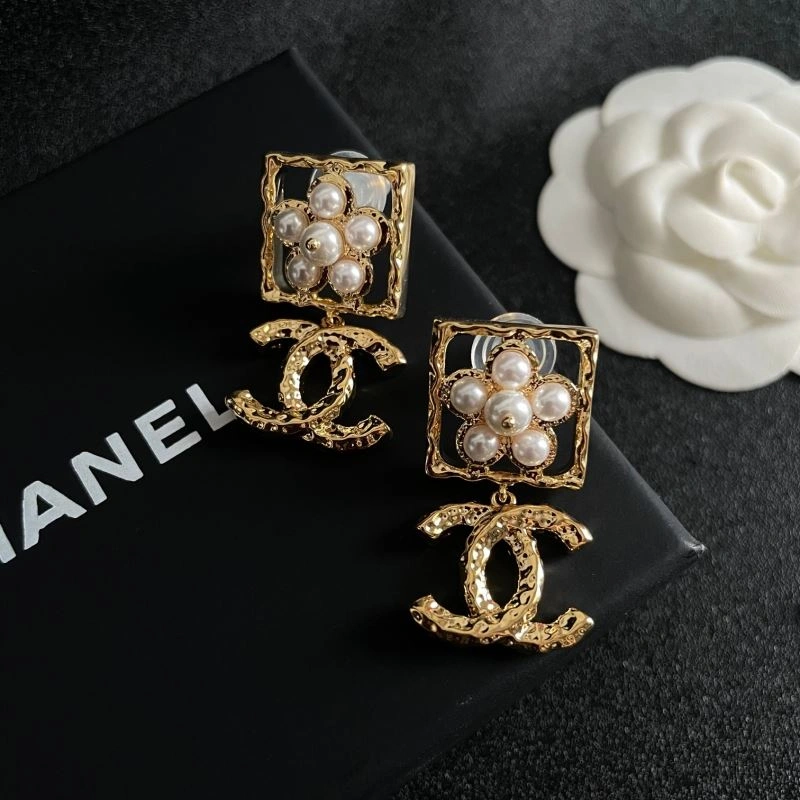 Chanel Earrings RelaxedFit 230172