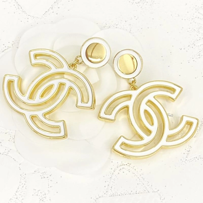 Chanel Earrings Functional 230148